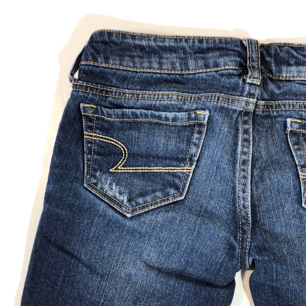 American Eagle Low Rise Distressed Jean Shorts - Picture 6 of 8